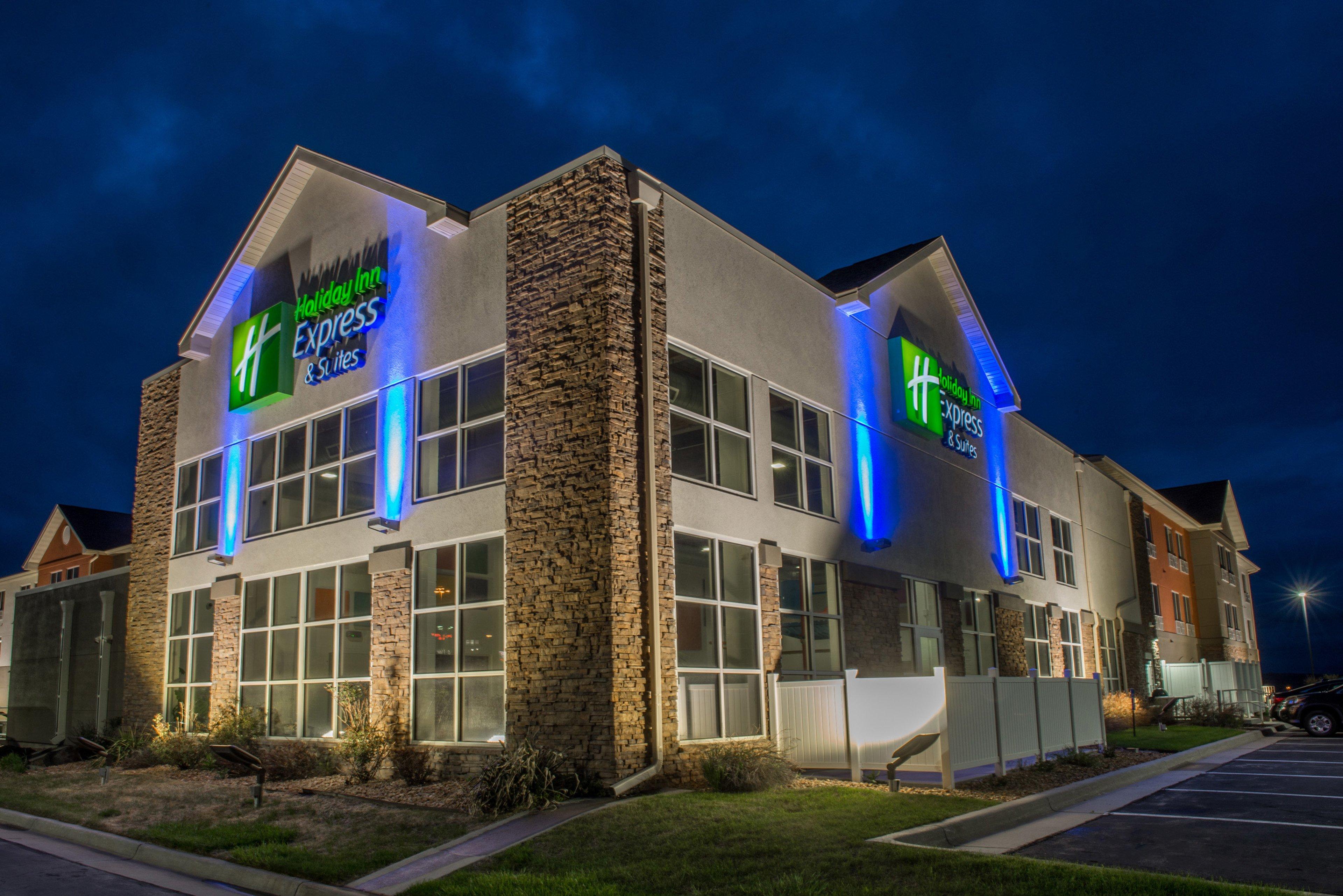 Holiday Inn Express & Suites Rapid City, An Ihg Hotel Экстерьер фото