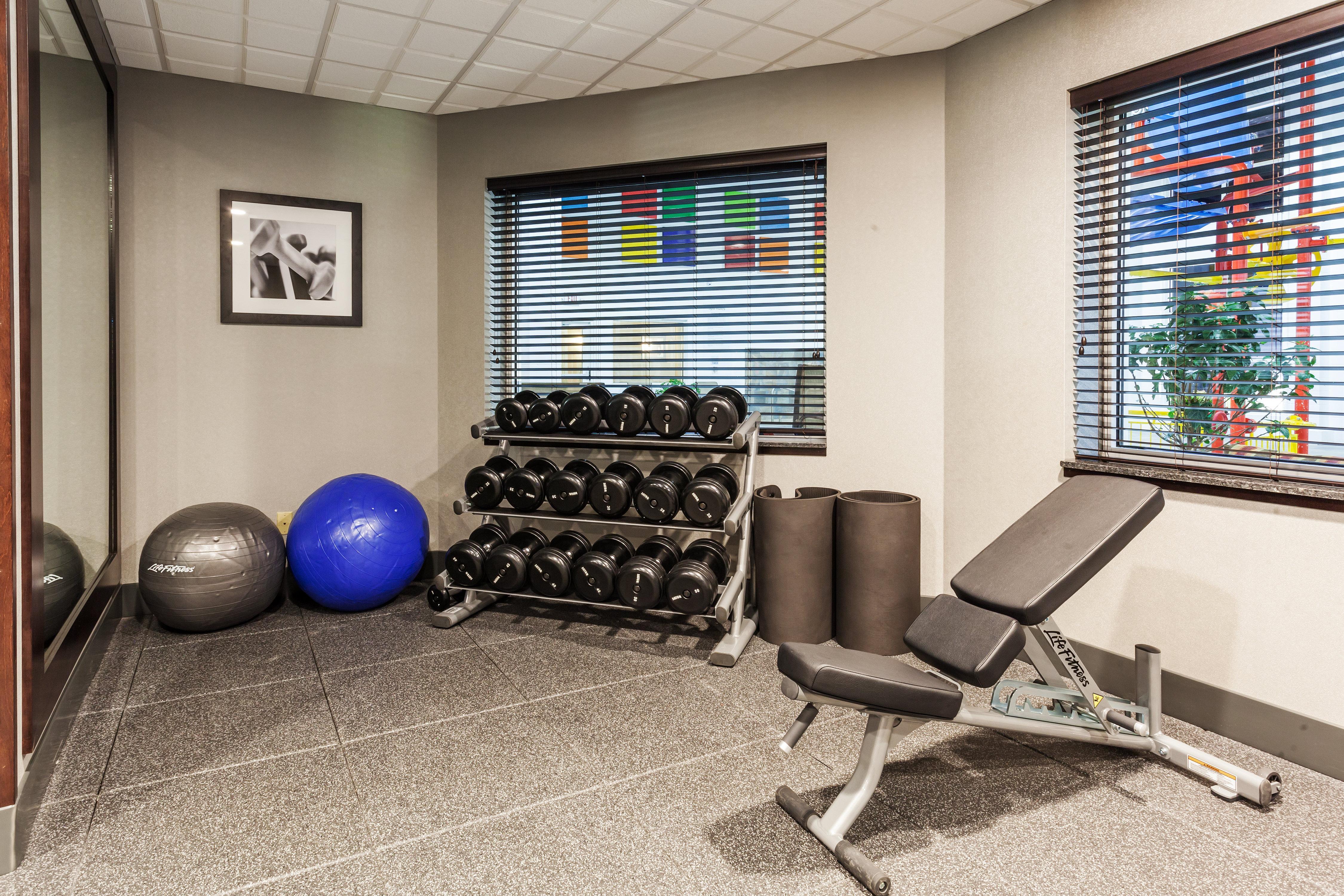 Holiday Inn Express & Suites Rapid City By Ihg Экстерьер фото